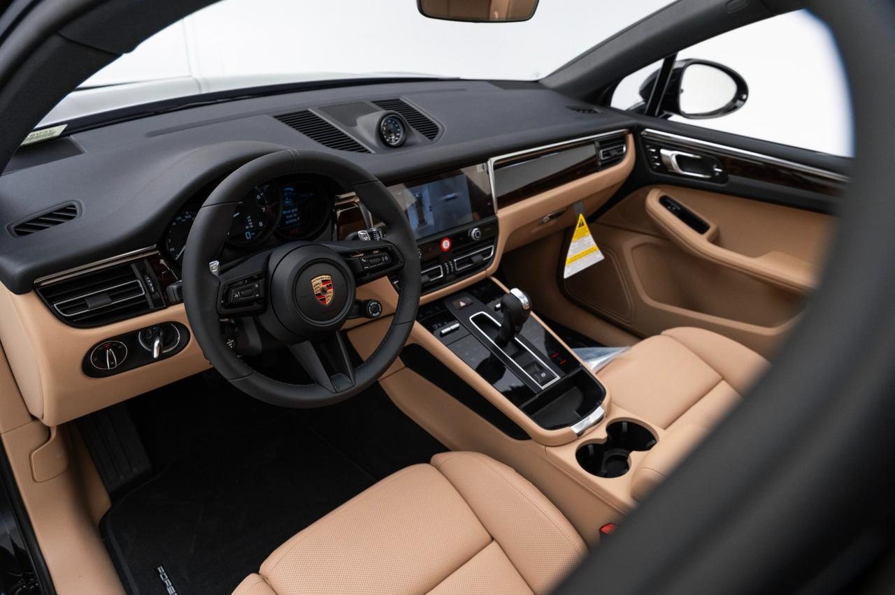 2025 Porsche Macan Pompano Beach FL