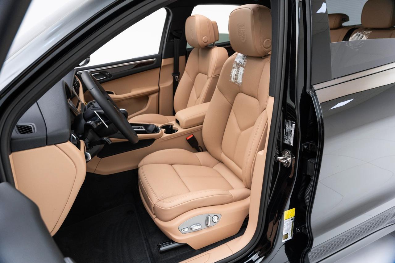 2025 Porsche Macan Pompano Beach FL