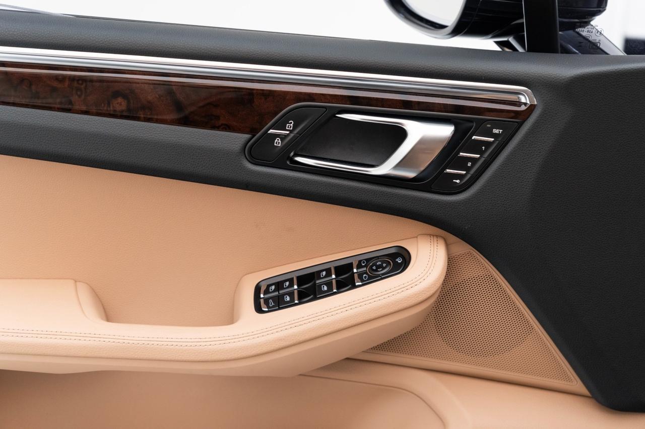 2025 Porsche Macan Pompano Beach FL