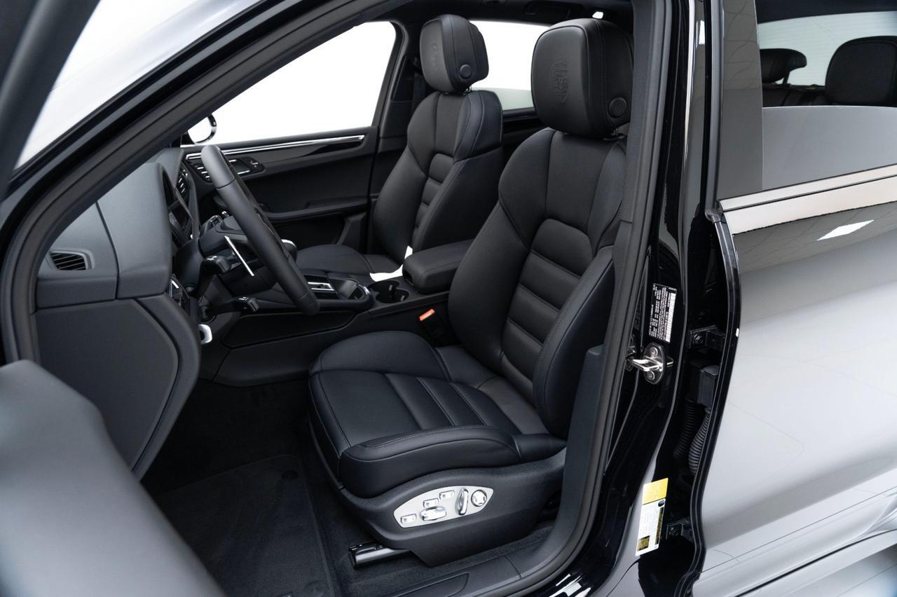 2025 Porsche Macan Pompano Beach FL