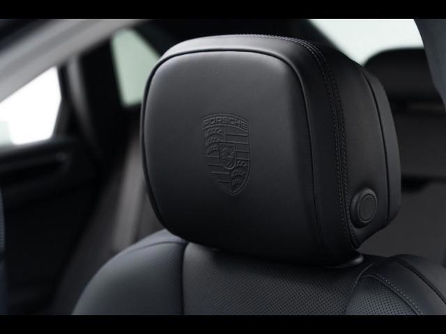2025 Porsche Macan Pompano Beach FL