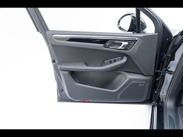 2025 Porsche Macan Pompano Beach FL