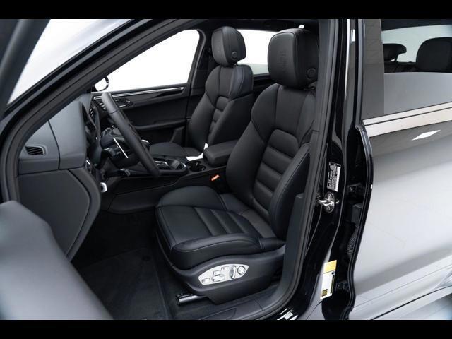 2025 Porsche Macan Pompano Beach FL