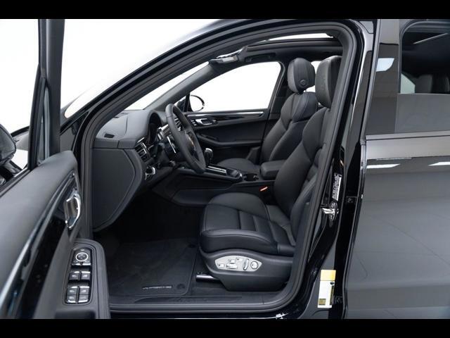 2025 Porsche Macan Pompano Beach FL