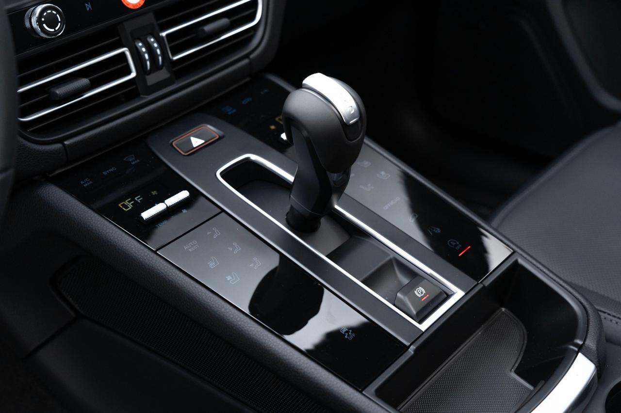 2025 Porsche Macan Pompano Beach FL