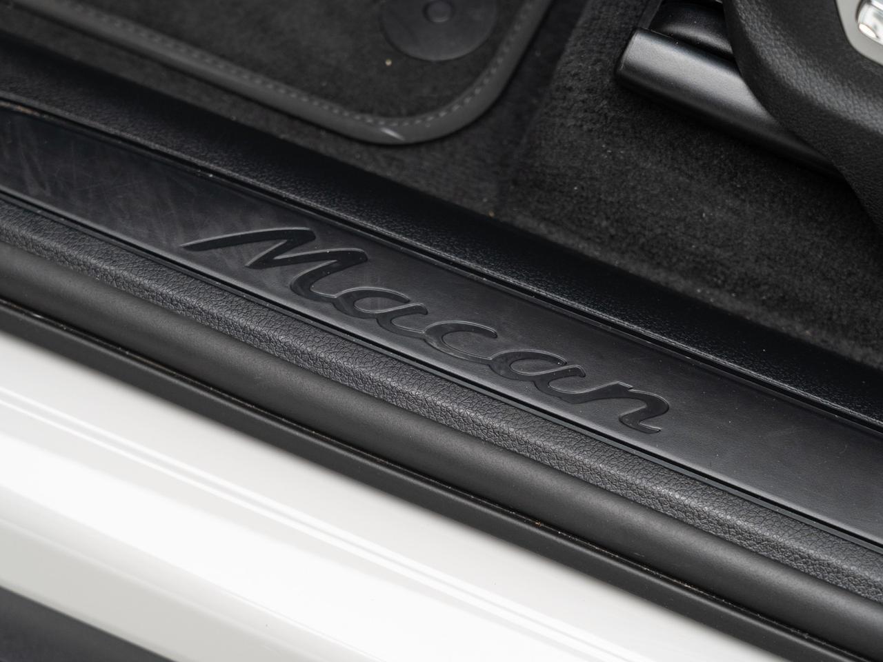 2025 Porsche Macan Pompano Beach FL