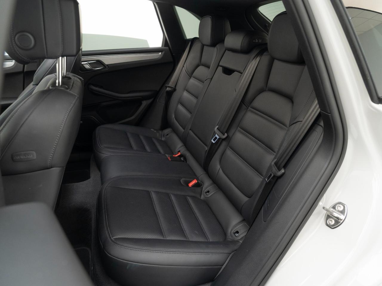 2025 Porsche Macan Pompano Beach FL