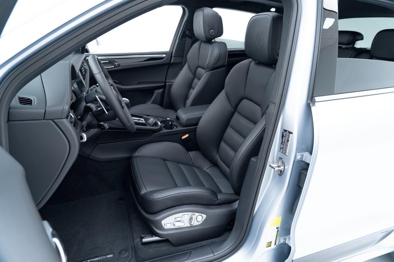 2025 Porsche Macan Pompano Beach FL