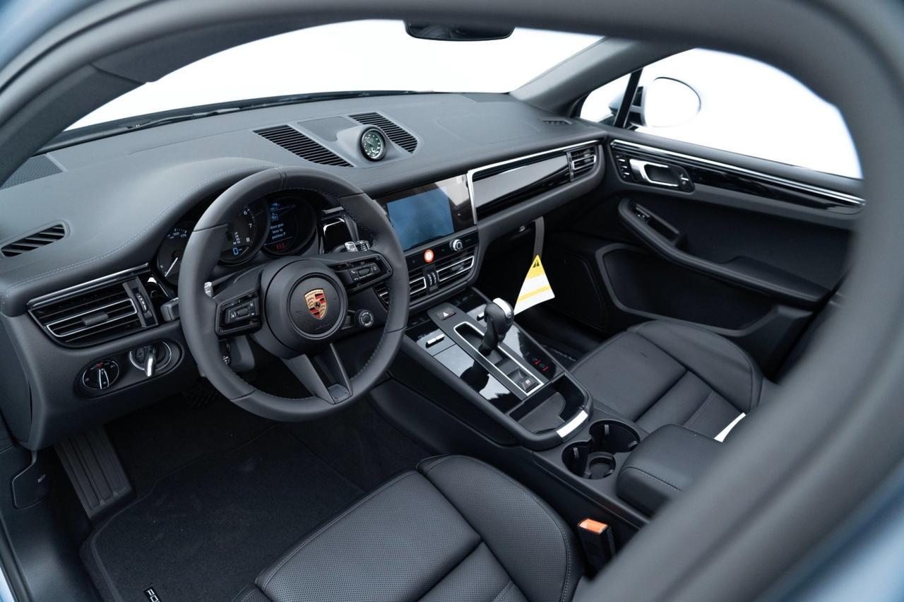 2025 Porsche Macan Pompano Beach FL