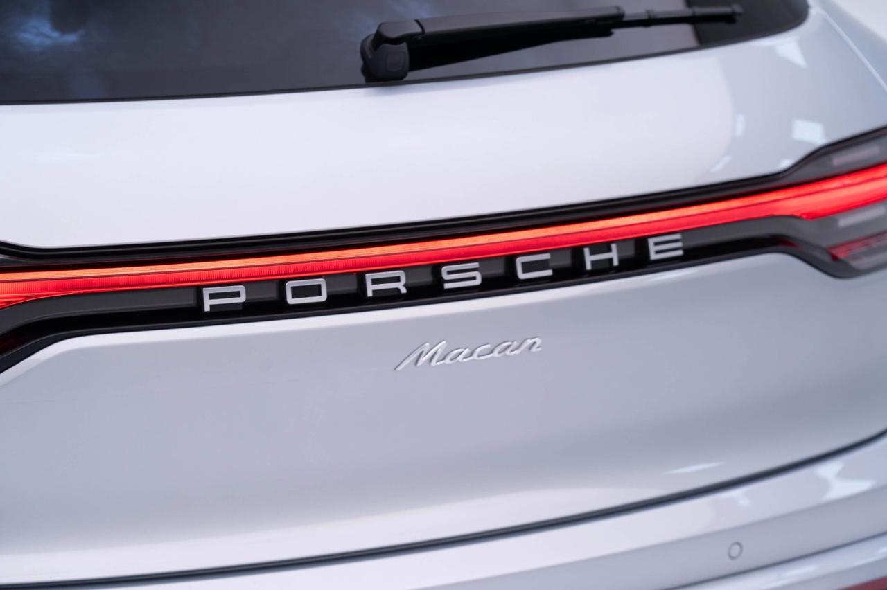 2025 Porsche Macan Pompano Beach FL