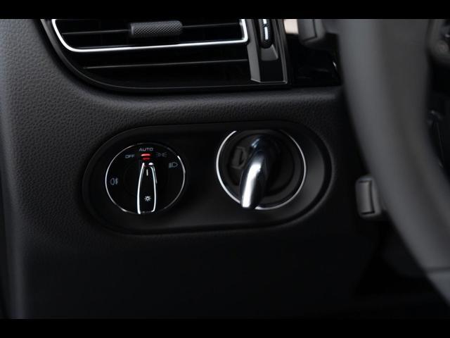 2025 Porsche Macan Pompano Beach FL