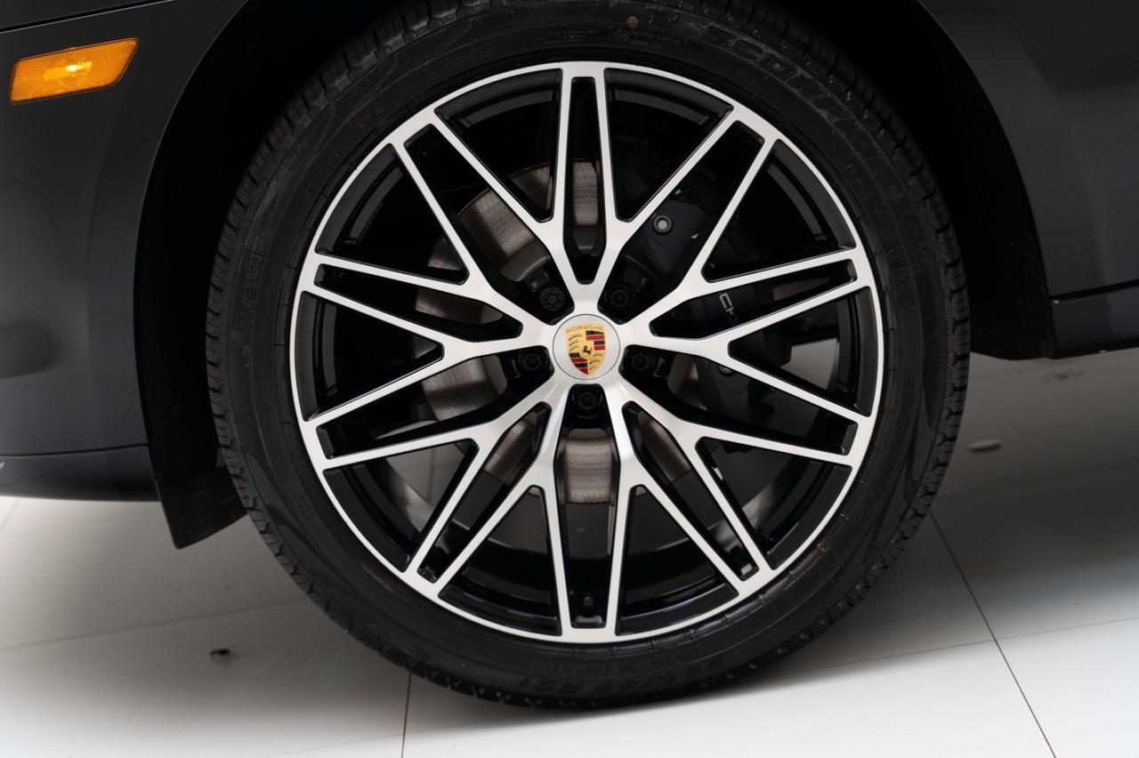 2025 Porsche Macan Pompano Beach FL