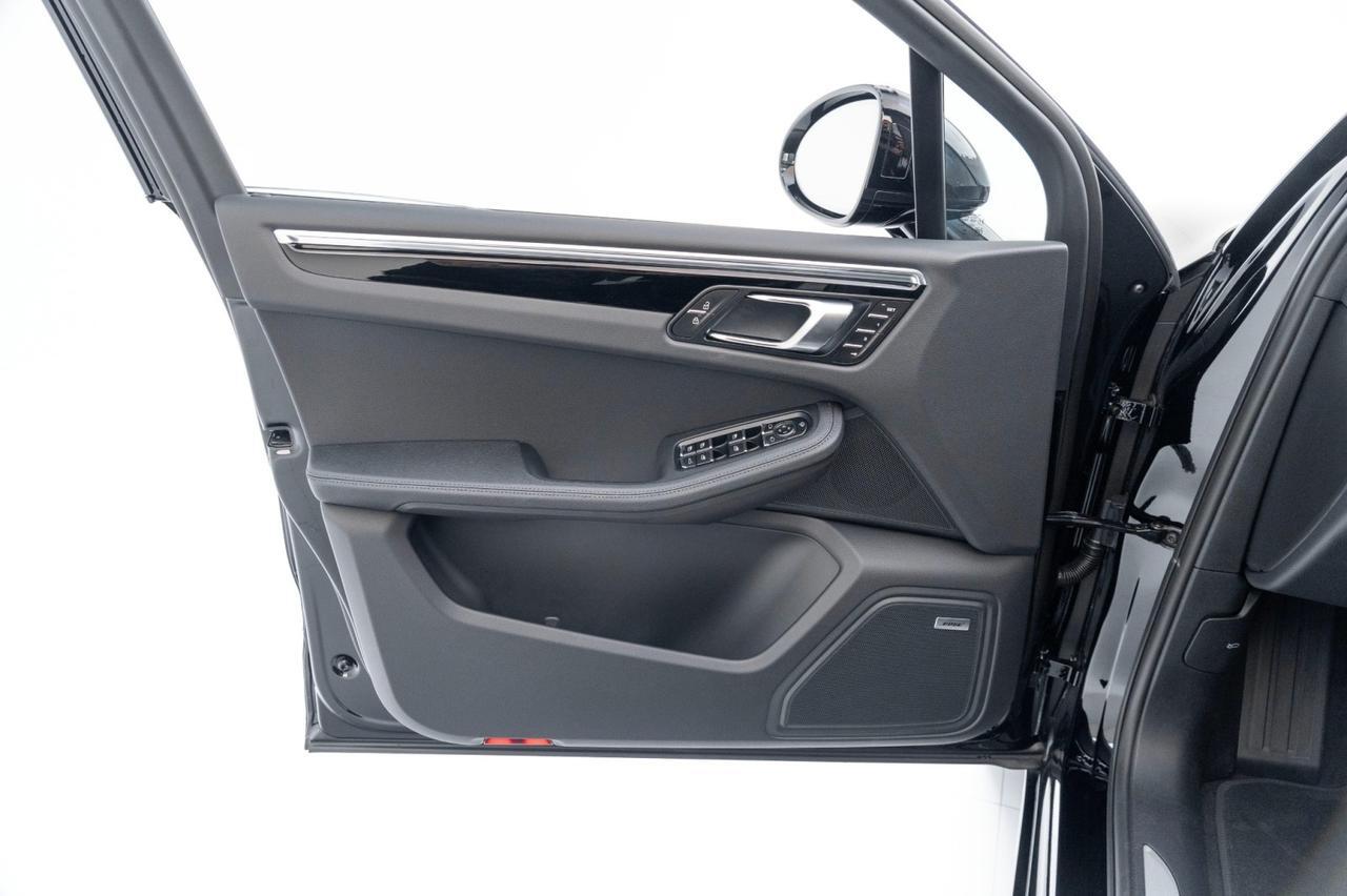 2025 Porsche Macan Pompano Beach FL