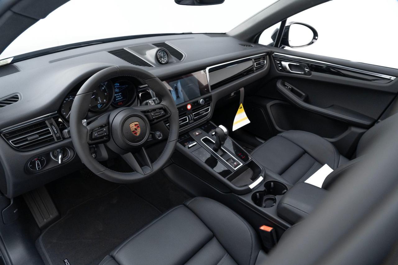 2025 Porsche Macan Pompano Beach FL