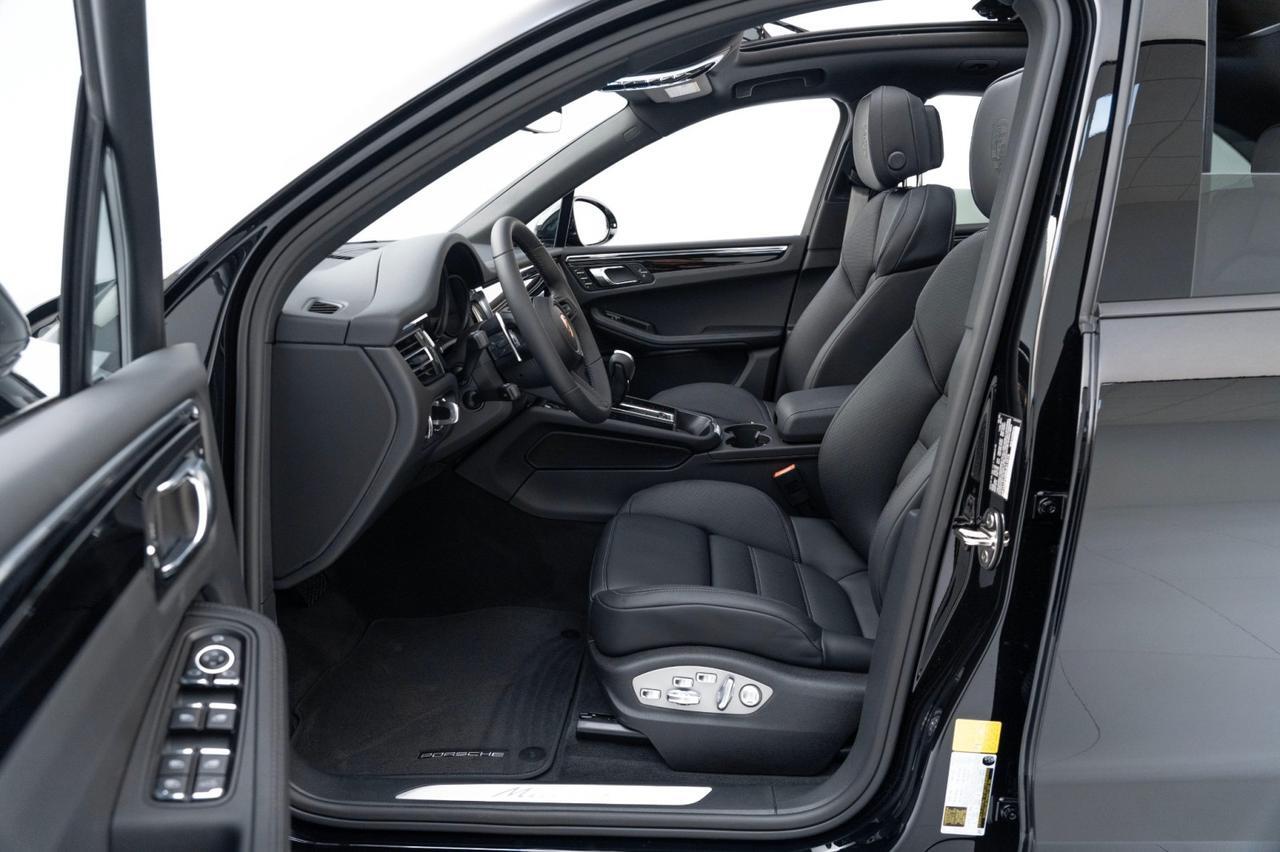 2025 Porsche Macan Pompano Beach FL