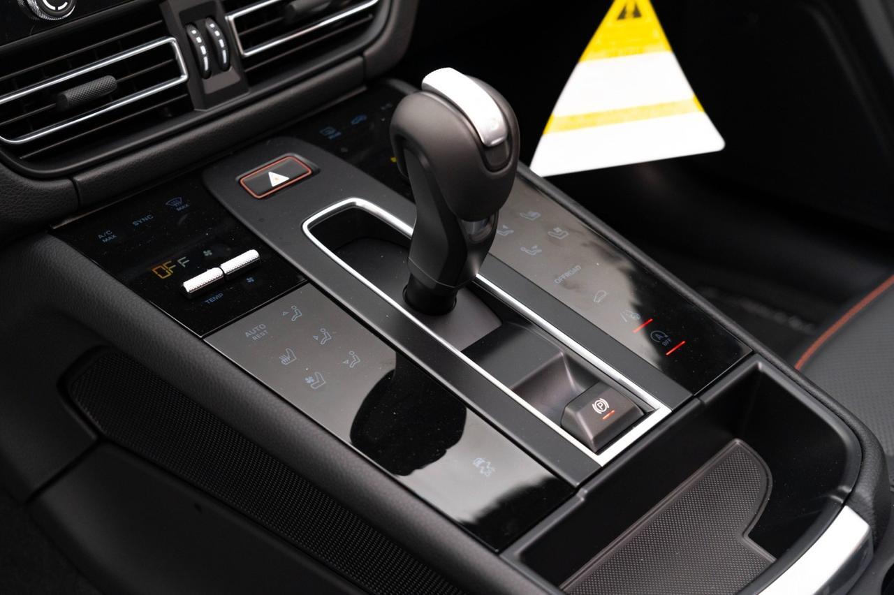 2025 Porsche Macan Pompano Beach FL