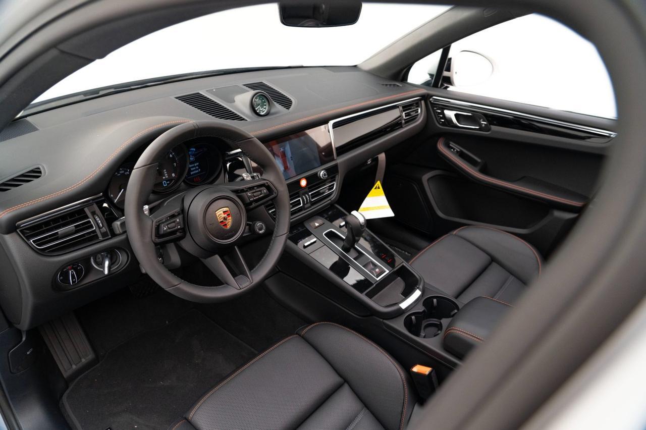 2025 Porsche Macan Pompano Beach FL