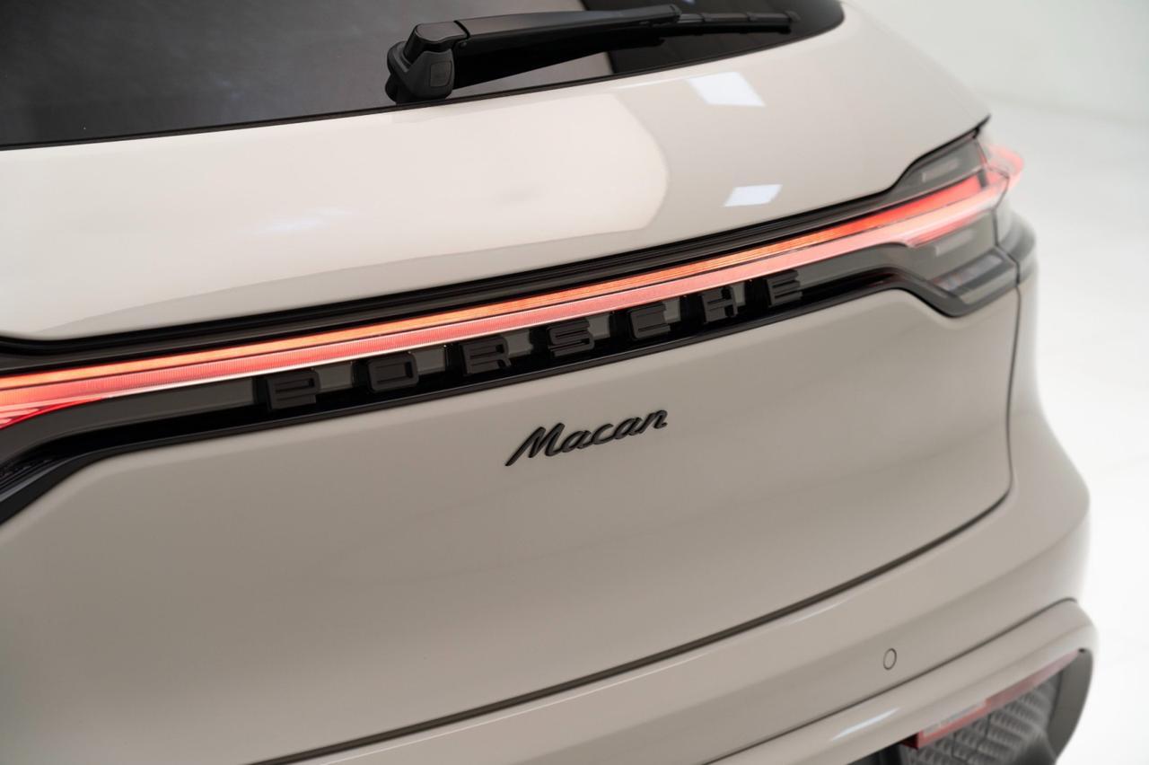 2025 Porsche Macan Pompano Beach FL