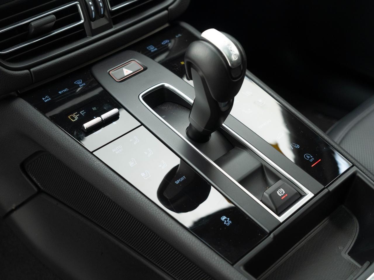 2025 Porsche Macan Pompano Beach FL