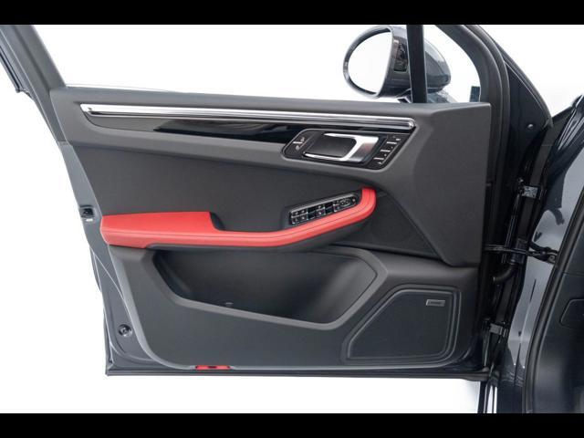 2025 Porsche Macan Pompano Beach FL