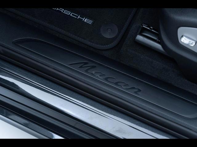 2025 Porsche Macan Pompano Beach FL