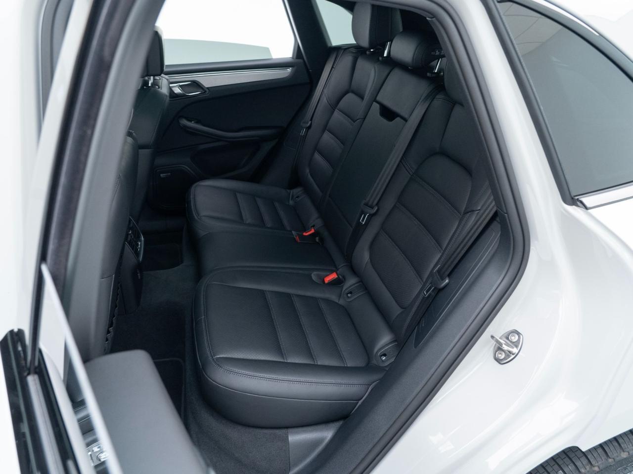 2025 Porsche Macan Pompano Beach FL