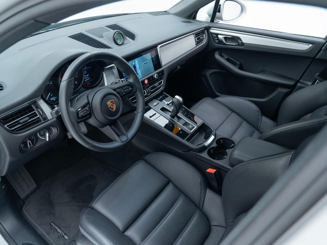 2025 Porsche Macan Pompano Beach FL