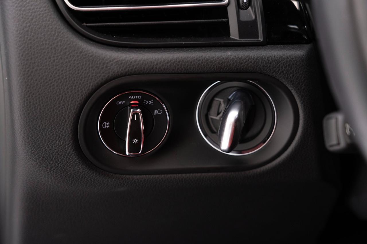 2025 Porsche Macan Pompano Beach FL