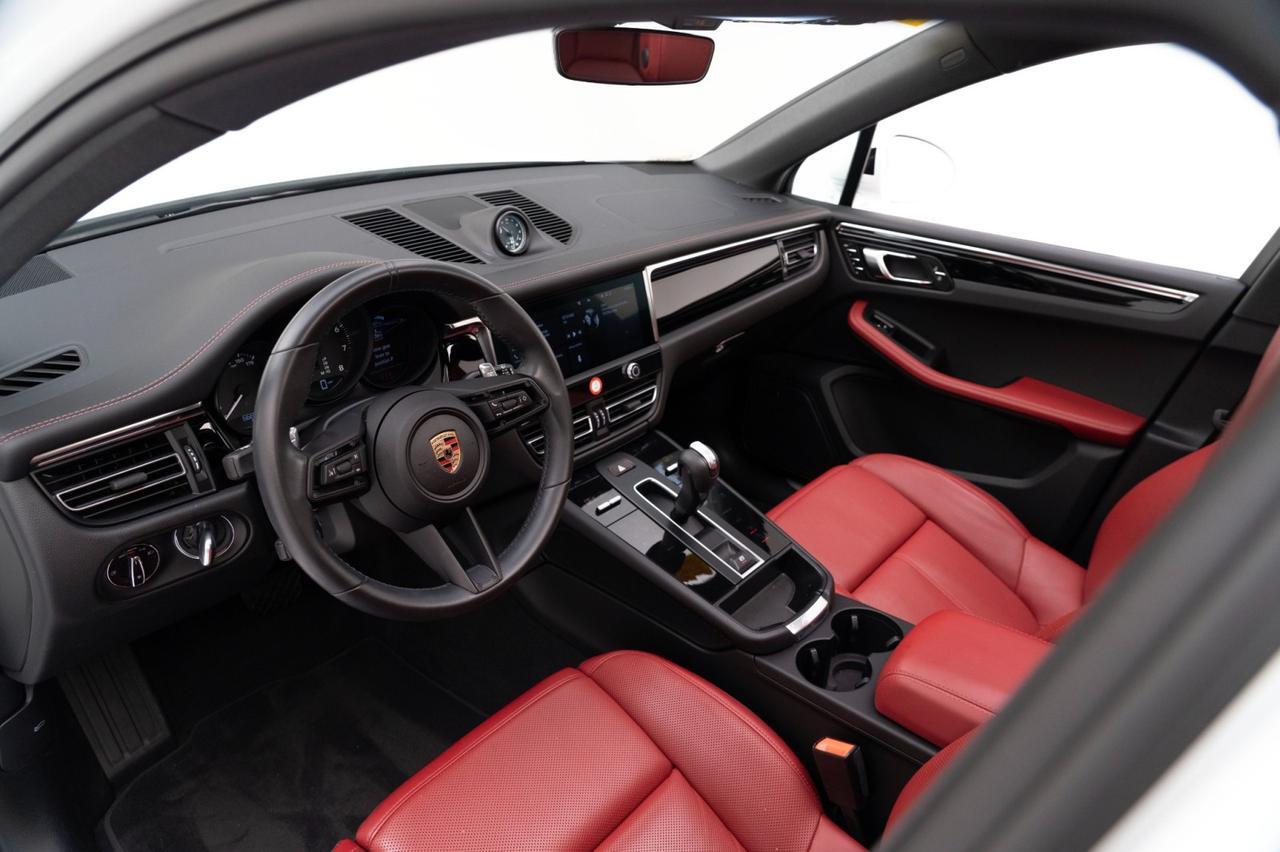 2025 Porsche Macan Pompano Beach FL