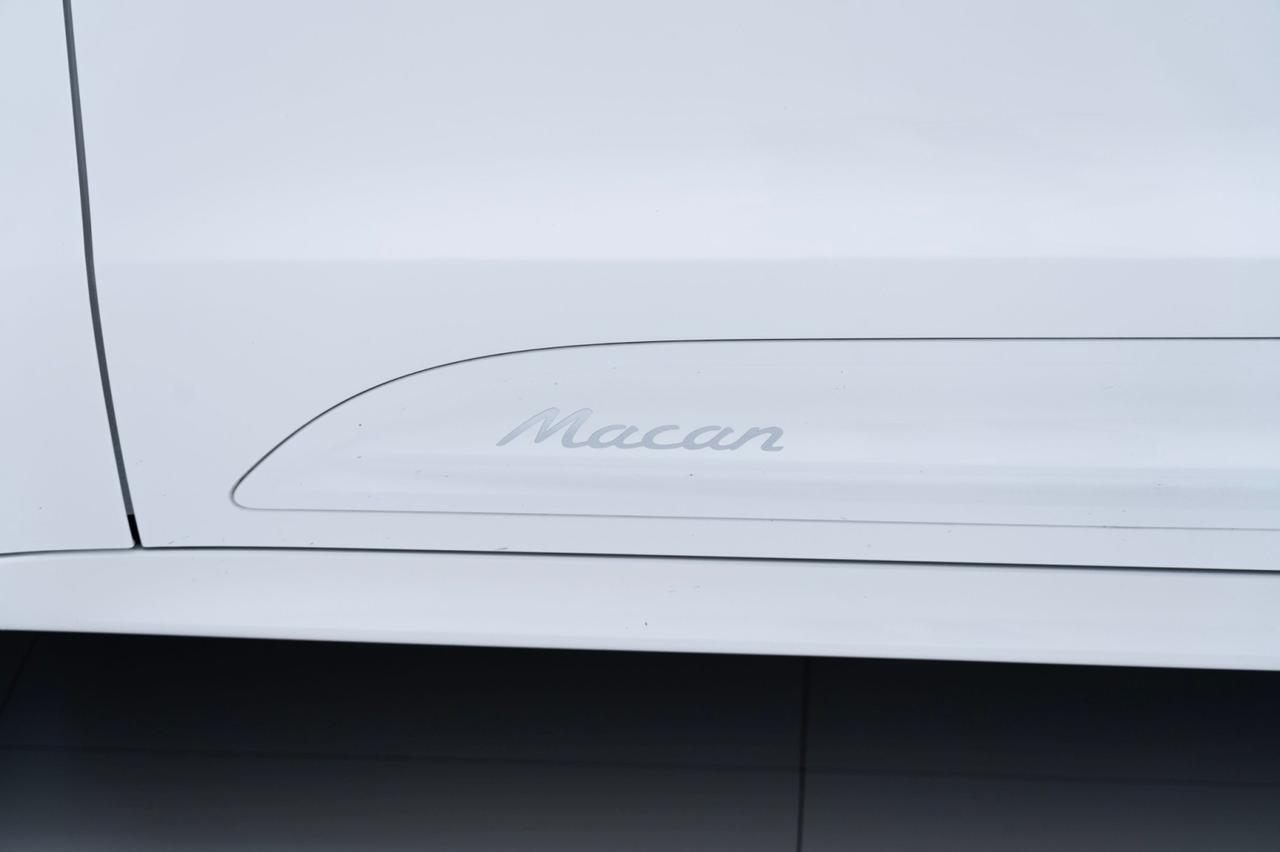 2025 Porsche Macan Pompano Beach FL