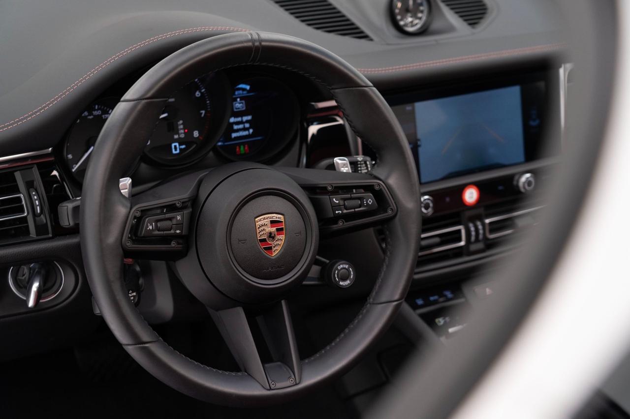 2025 Porsche Macan Pompano Beach FL