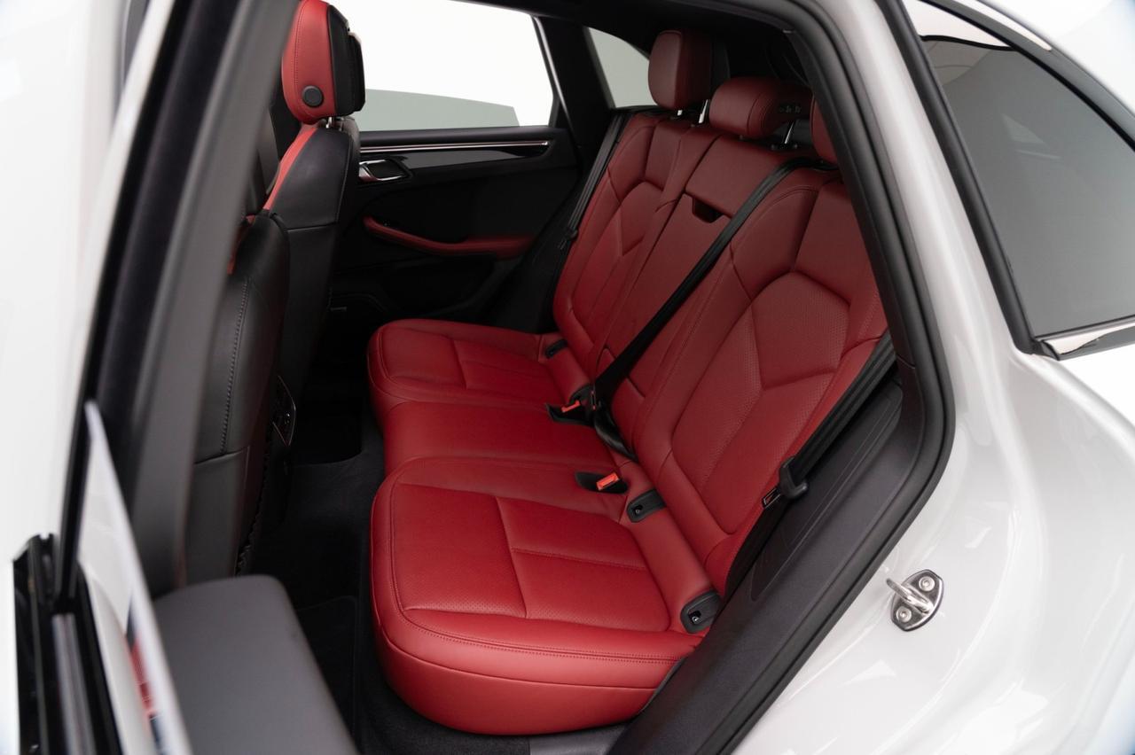 2025 Porsche Macan Pompano Beach FL
