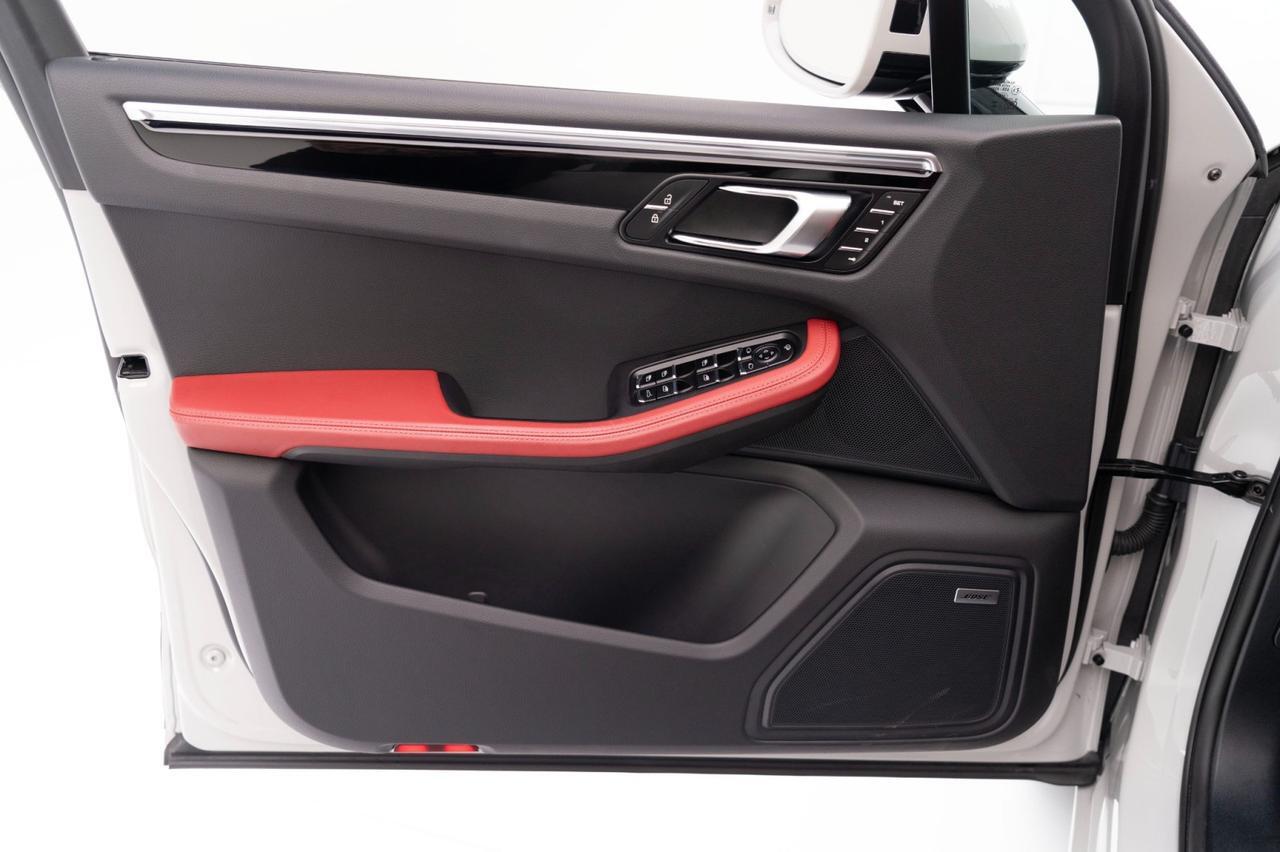 2025 Porsche Macan Pompano Beach FL