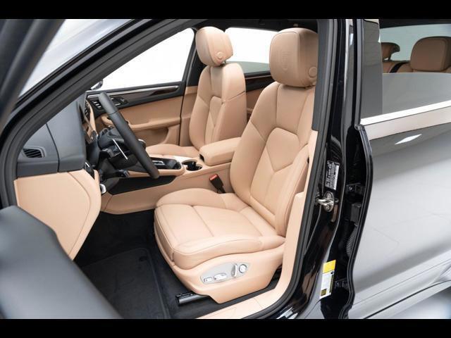 2025 Porsche Macan Pompano Beach FL