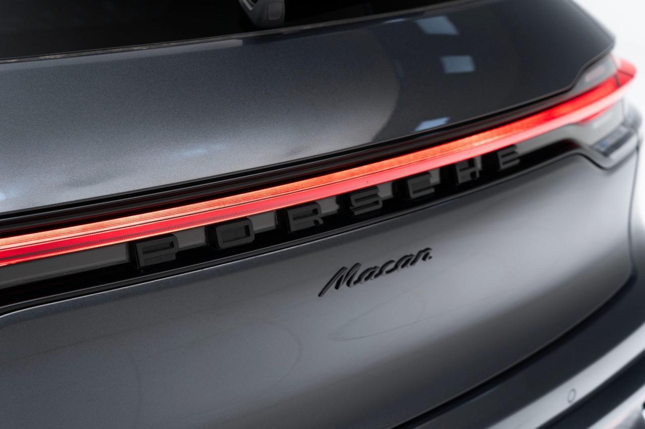 2025 Porsche Macan Pompano Beach FL