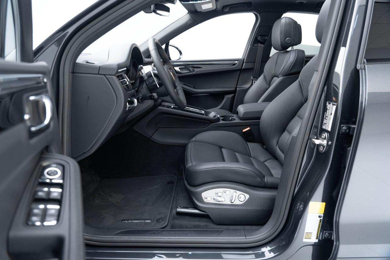 2025 Porsche Macan Pompano Beach FL
