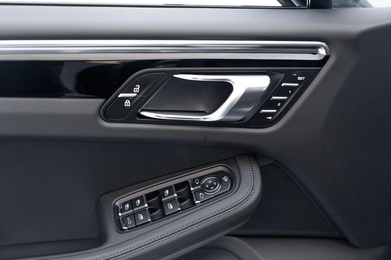 2025 Porsche Macan Pompano Beach FL