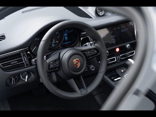 2025 Porsche Macan Pompano Beach FL