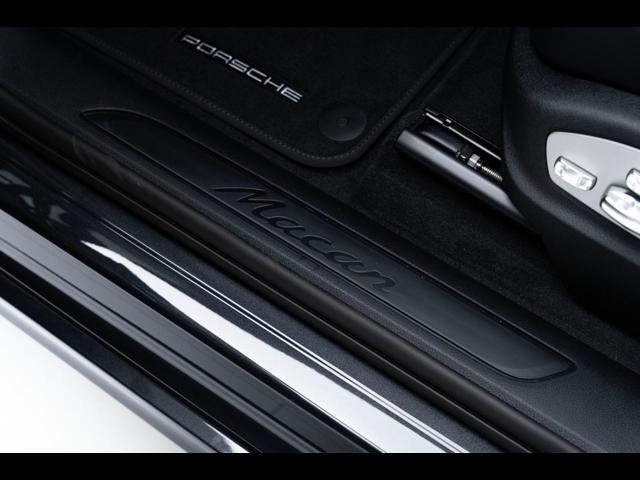 2025 Porsche Macan Pompano Beach FL