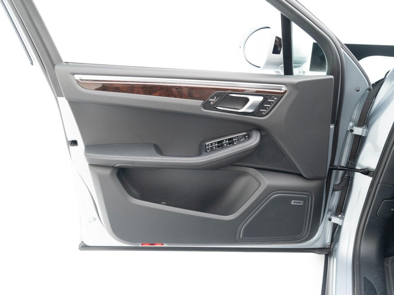 2025 Porsche Macan Pompano Beach FL