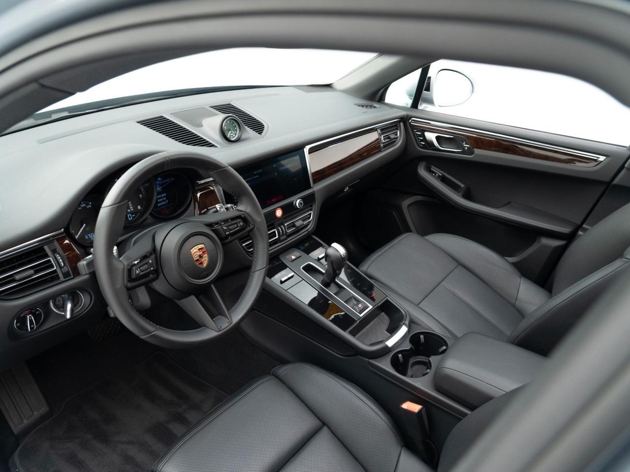 2025 Porsche Macan Pompano Beach FL