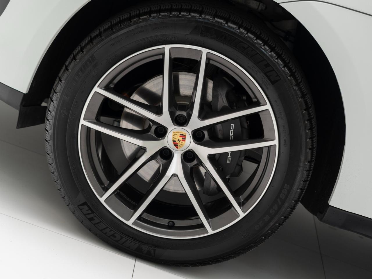 2025 Porsche Macan Pompano Beach FL