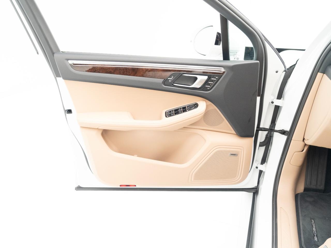 2025 Porsche Macan Pompano Beach FL