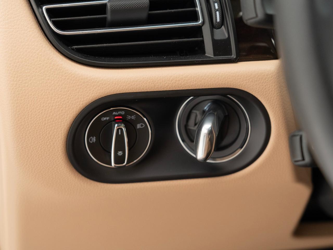 2025 Porsche Macan Pompano Beach FL