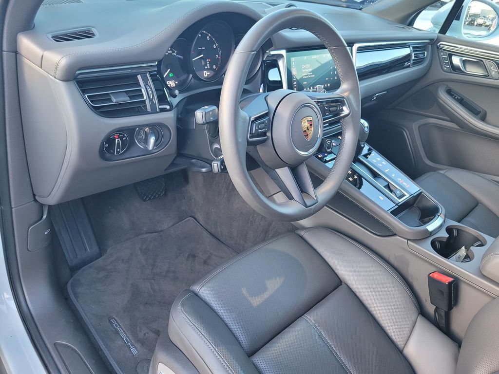 2025 Porsche Macan Roseville CA