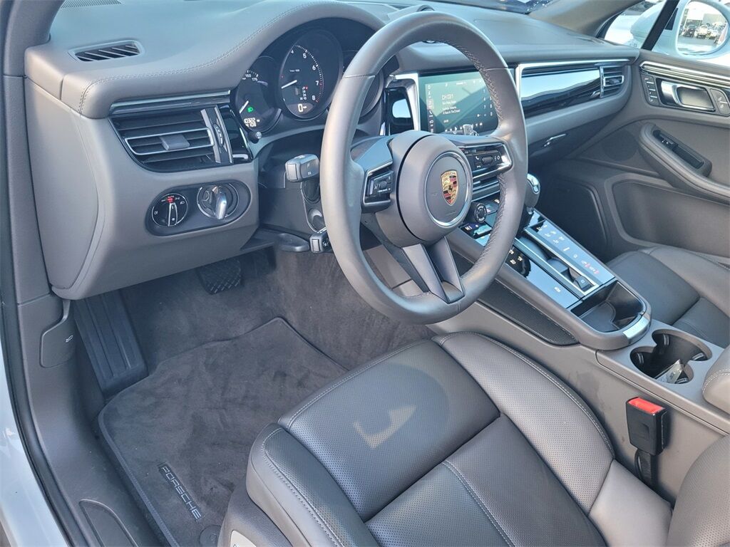 2025 Porsche Macan Roseville CA