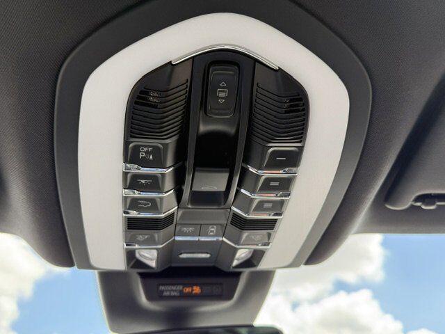 2025 Porsche Macan New Braunfels TX