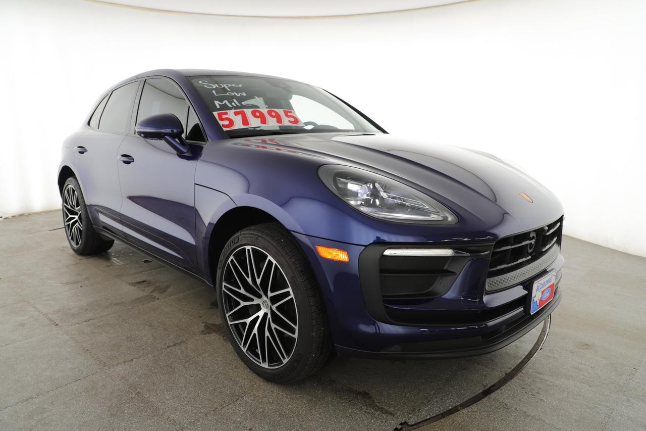 2025 Porsche Macan