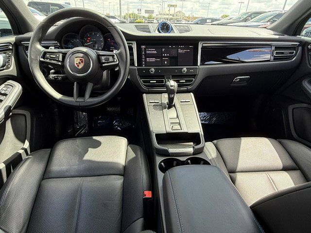 2025 Porsche Macan New Braunfels TX