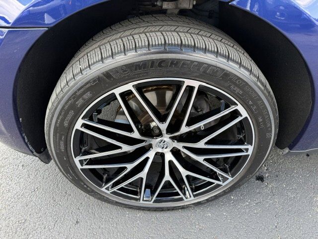 2025 Porsche Macan New Braunfels TX